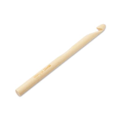 Háček na háčkování bambusový 10 mm